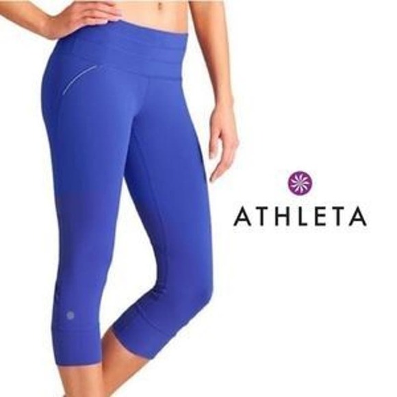 Athleta Women's Purple Relay Capri Leggings. Size‎ S - Picture 1 of 7